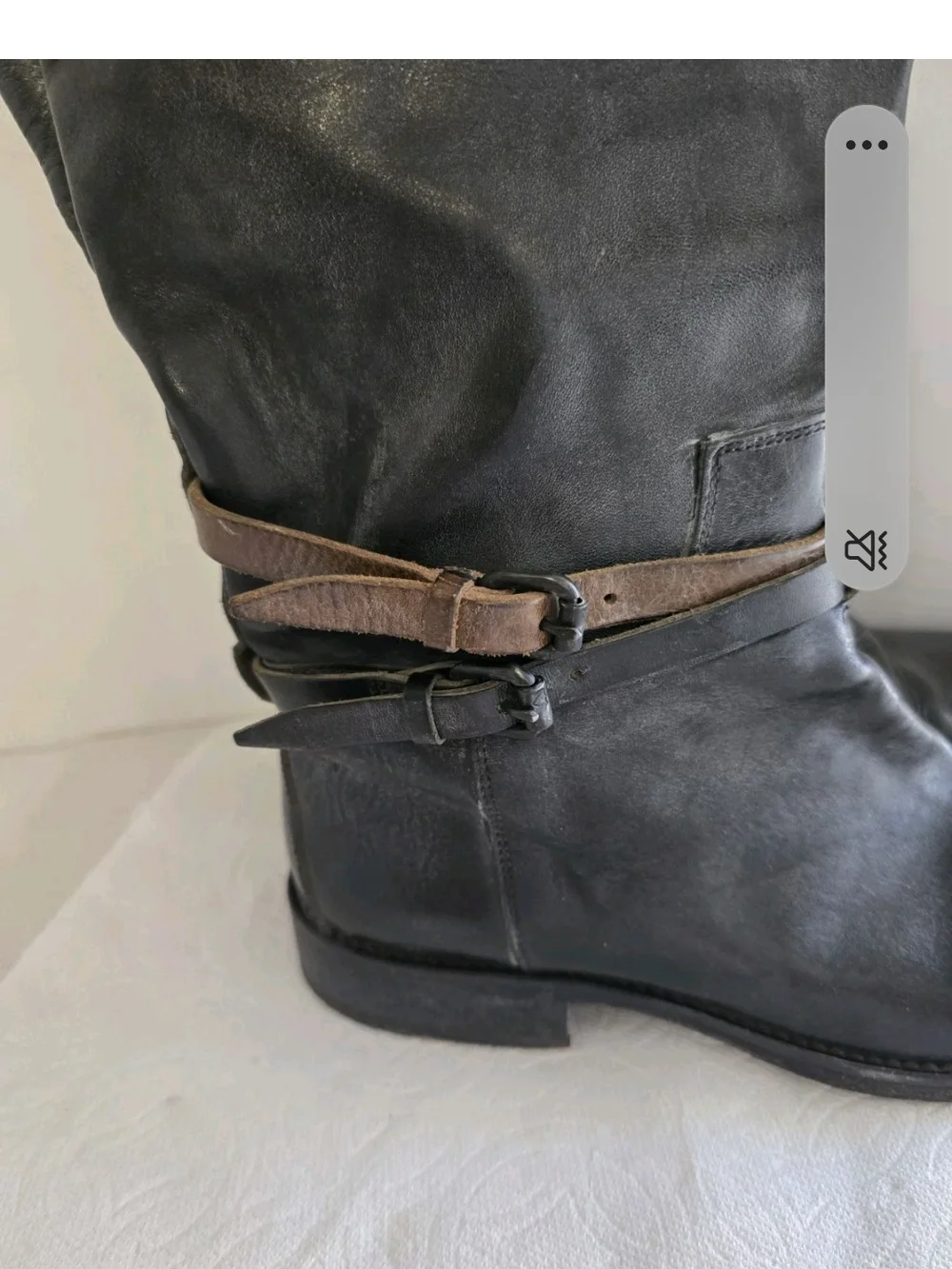 HTC Womans  Black Leather High Riding  Boots with Brown Straps Size 8